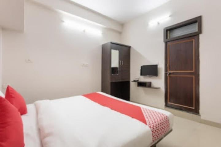 Hotel Royal Palace Indore Exterior photo