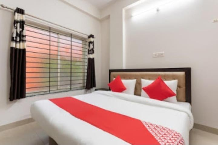 Hotel Royal Palace Indore Exterior photo